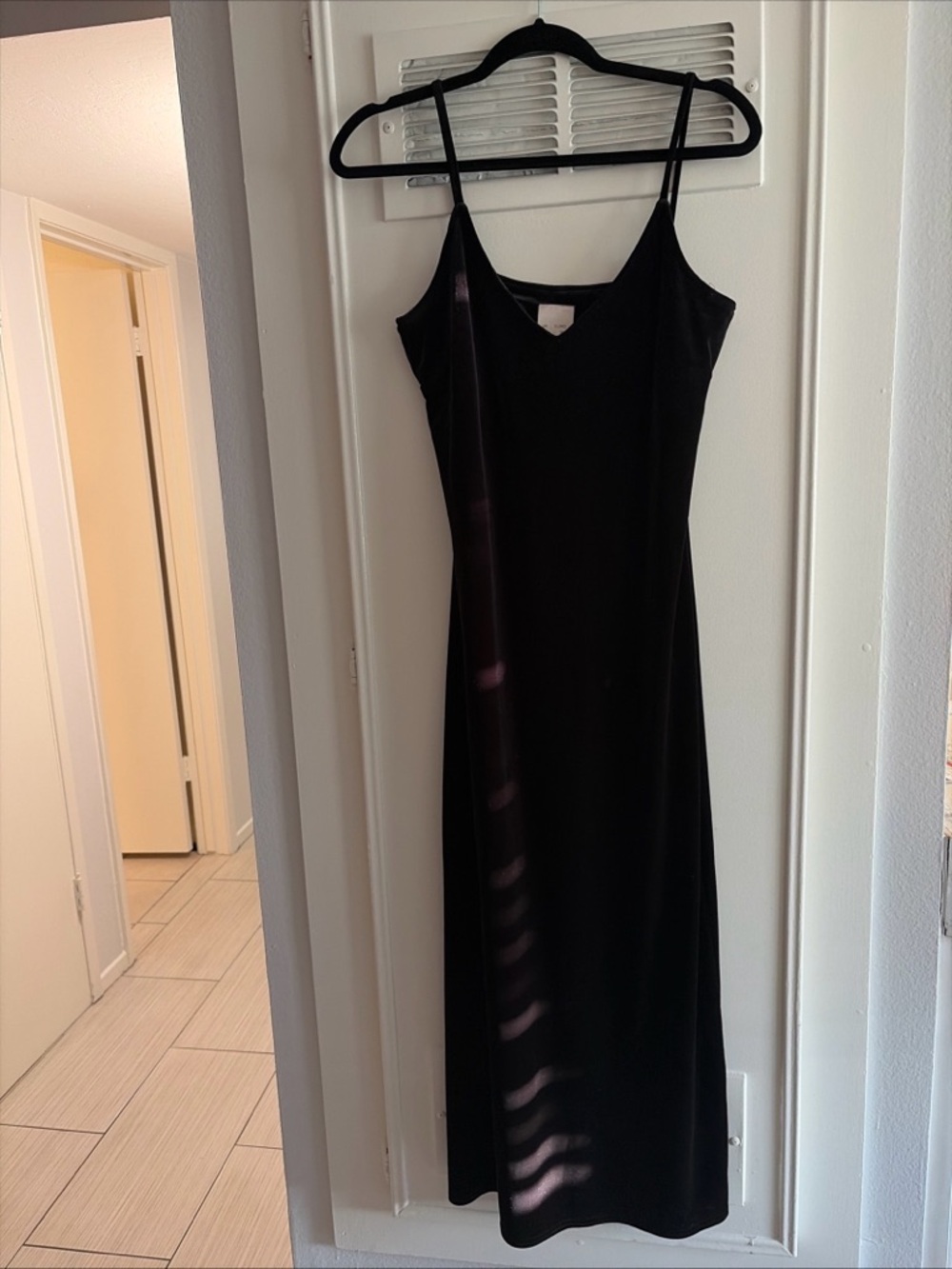 UK Sz 12 Black Slip Midi Dress Women Elegant Spaghetti Strap Dress Velvet V-Neck